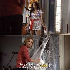 Modern Family Halloween Clairedunphy Haleydunphy Modernfamily Halloween Haha Memesdaily Modern Family Modern Family Memes Modern Family Quotes