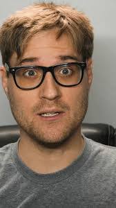 Janet Daye's Instagram, Twitter & Facebook