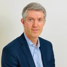 ENTREPRENDRE ??? "Installer des Supérettes éco-conçues et ouvertes 24/7  dans des villages sans commerce, pour y vendre 700 produits du quotidien à  prix supermarché"...ça c'est la promesse. Cette…