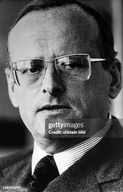 16 Carl Horst Hahn Junior Stock Photos, High-Res Pictures, and Images