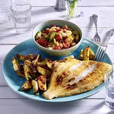 Scholle Mit Weissem Bohnen Tomaten Ragout Und Thymian Rezept Lecker Lecker Rezepte Scholle Rezept