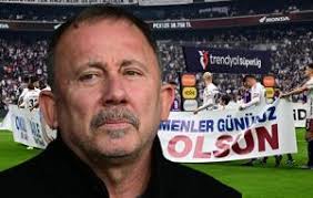 Nihat Kahveci'ye yeni sakatlık darbesi