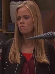 Noelle Henry's Instagram, Twitter & Facebook