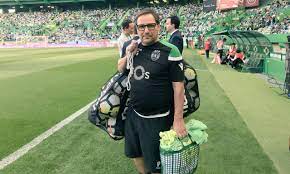 Player profile paulinho from team sporting. 50 Anos De Paulinho Viagem As Memorias De Um Simbolo Do Sporting Maisfutebol