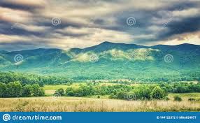 Find whatever you may be looking. Landschaft In Tennessee Naturlicher Aufbau Nature X27 S Schonheit Stockfoto Bild Von Tennessee Nabel 144122372