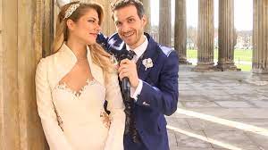 Ebay hochgeschlossenes hochzeitskleid mit rosen applikationen, es ist von der stange und wurde weder. Gute Zeiten Schlechte Zeiten Sunny Und Felix Beim Traumhaften Hochzeitsfoto Shooting