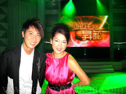 How can i contact dasmond koh's management team or agent details, and how do i get in touch directly? Sheng Siong 3 Finale Dasmond Koh Mediacorp Artiste Dasmond Koh Personal Blog 933 Radio Dj Dasmond Koh