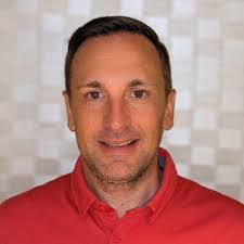 Dennis Dutch's Instagram, Twitter & Facebook