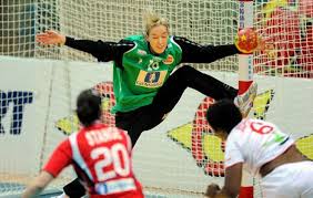 Родилась 30 марта 1980 г.), норвежка гандболистка вратарь команды вайперс кристиансанд и сборной норвегии. Sport Lunde Haraldsen Til Ungarn