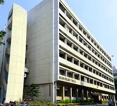 Fashion Designing College In Delhi Fashion Institute In Delhi A course in fashion designing is the best way to learn the art of the trade.