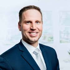 Ryan A Larson: Allstate Insurance