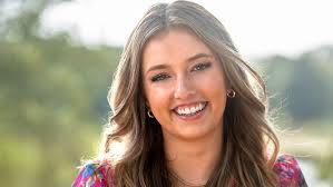 Wisconsin woman wins Farmer Brandon's heart in finale of 'Farmer Wants a  Wife'