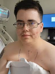 Kris Overton's Instagram, Twitter & Facebook