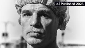 Robert D MacArthur (@mac_arth1)