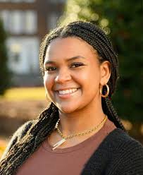 Preston Hollow People' Applauds