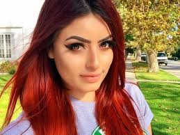 10 dicas de make da Kim RosaCuca, youtuber de beleza que levou o CH Awards 