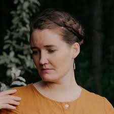 Rebecca Bruton's Instagram, Twitter & Facebook