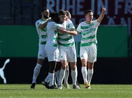 Die u23 der spvgg greuther fürth unterlag im sportpark ronhof | thomas sommer nach engagierter leistung und früher führung dem erfahrenen 1. Furth Nutzt Kieler Patzer Und Feiert Direkten Aufstieg
