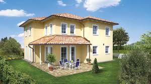 Unsere Massive Stadtvilla Bocker Ist Fur Alle Mediterranen Liebhaber Genau Das Richtige Mit Seiner Sonnig Gelben A Style At Home Baumeister Haus Toskana Haus