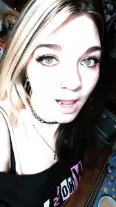 Transform Your Hair: A Bold Hair Transition Experience