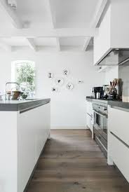 Cocina blanca con dos meses de uso, se vende por mudanza. Diferentes Colores Para Encimeras De Cocina Decoracion De Interiores Y Exteriores Estiloydeco