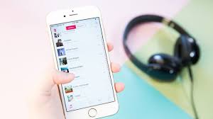 Download This Apple Music S Facebook Bot Suggests Songs Based On Emoji Apple Music Digital Music Apple Tunes