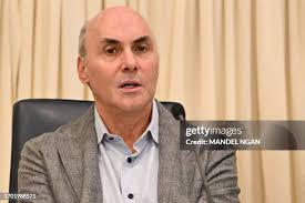 2,149 Drew Pinsky Photos & High Res Pictures