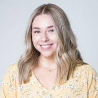 Olivia Morrow's Instagram, Twitter & Facebook