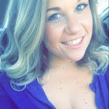 Heather Carreon's Instagram, Twitter & Facebook