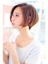 ガーデントウキョウ garden tokyo 前下がりボブ フリンジバング グレージュ スポンテニアス 美人 ヘア ショートのヘアスタイル 美髪