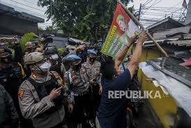 Tidak brutal, tidak anarkis, dan tidak menyatakan diri. Fxscnrtldjkwlm