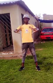 Nomvethe was put in place of pollen ndlanya who left the team and score 22 goals in all competition including 3 in the bobsave super bowl to help chiefs win their first silverware of the new millennium. Siya Siyaa Siyad Ponnery Pages Directory