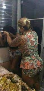 Sorprendió a su marido con su amante, la capturó, le cortó el pelo y la  paseó desnuda por la calle 