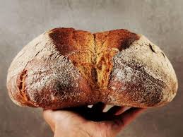 Rezept Fur Ein Schnelles Pane Fendu Mischbrot Www Brooot De Rezept Brot Paneer Roggensauerteig