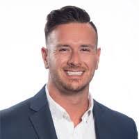 Evan Yarbrough's Instagram, Twitter & Facebook