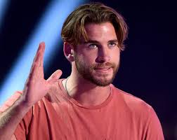 Feb 07, 2022 · nostalgia anni 90: Liam Hemsworth Taglio Anni 90 Gossip