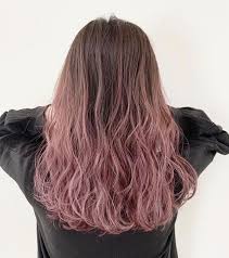 髪型 髪色 ヘアカラー ヘアスタイル トレンド 外国人風 透明感 小顔 グラデーションカラー インナーカラー ハイライトカラー ブラウン ベージュ グレージュ 髪色 ベージュ 髪色 ピンク 髪 色