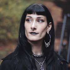 SO excited to dig into Autonomous by Annalee Newitz. 👾 Give me more modern  dystopian sci-fi recommendations for my winter reading list please!