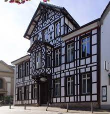 Immobilien wohnungen mietwohnungen eigentumswohnungen zwangsversteigerungen haus mieten Datei Recklinghausen Monument 009 Cramersches Haus Hlgeist 14 8438 Jpg Wikipedia