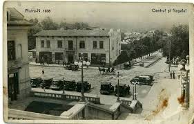 De aceea, deviza new yorker este „dress for the moment. Piatra Neamt Centru Si Regalul 1938 Piatra Neamt Hometown Road