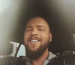 Man merke sich bitte dieses Grinsen. #siegerlächeln