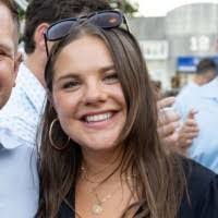 Molly Winchell's Instagram, Twitter & Facebook