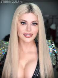 Get in touch with loredana groza (@loredanagrozaask) — 71 answers, 897 likes. E È™ocant Ce È™i A FÄƒcut Loredana Groza La FaÅ£Äƒ Raduleasca O FelicitÄƒ Foto Stiri De Cluj