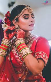 Gorgeous Makeup Gorgeous Shot Makeup Beauty Fashion Brides Weddingmakeup Bridalma Bridal Hair And Makeup Indian Bridal Makeup Bridal Photography Poses