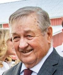 Larry Fredricks's Instagram, Twitter & Facebook