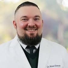 Neil Applebaum's Instagram, Twitter & Facebook