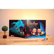 This new adventure film tells of the adorable twin brothers upin and ipin together with their friends ehsan, fizi, mail, jarjit, mei mei, and susanti, and their quest to save a fantastical kingdom of inderaloka from the evil raja bersiong. Upin Ipin Keris Siamang Tunggal Buku Seni Konsep Visual Shopee Malaysia