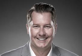 Stephen Thornhill's Instagram, Twitter & Facebook