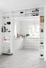 Bildergebnis Fur Wohnzimmer 20 Qm Schlauch Gemutlich Einrichten Minimalistischer Raum Wohnen Wohnung