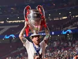 Add your favourite leagues and cups here to access them quickly and see them on top in live scores. Champions League Final Liverpool S Alberto Moreno Pays Tribute To Late Jose Antonio Reyes Following Death The Independent The Independent